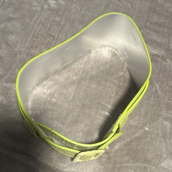 ❌❌SOLD❌❌Bebe belt - Picture 2 of 4